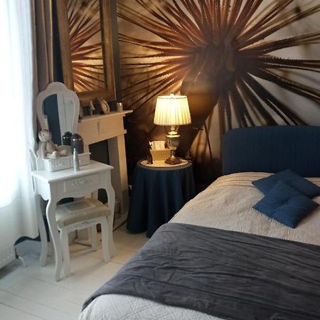 Chambre Bounty, B&B, Cuisine Privee, Lit Queen Size, Terrasse, Parking, Garage Olliergues Экстерьер фото