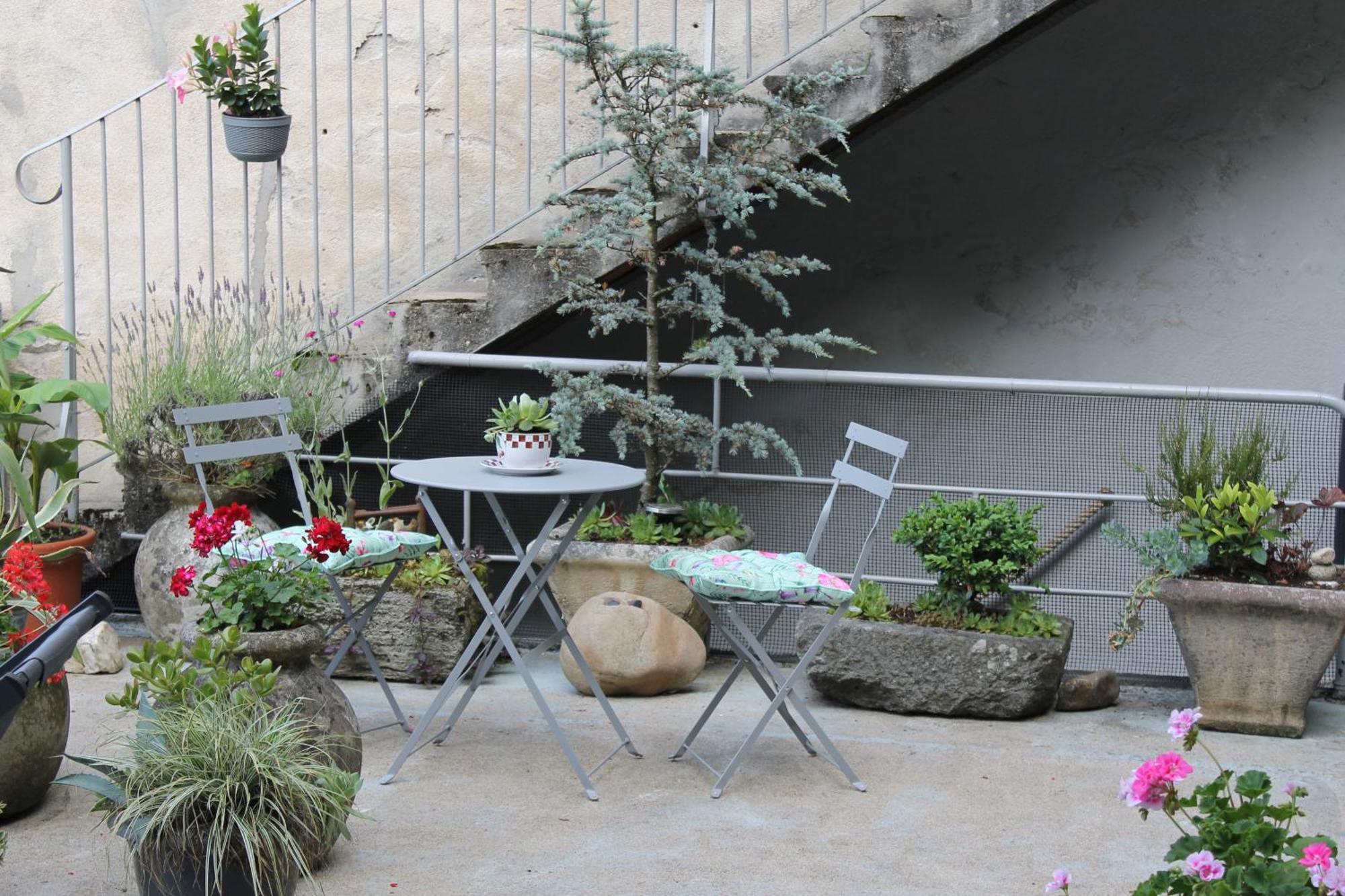 Chambre Bounty, B&B, Cuisine Privee, Lit Queen Size, Terrasse, Parking, Garage Olliergues Экстерьер фото
